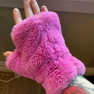 APPARIS Ariel Fingerless Gloves, Pink